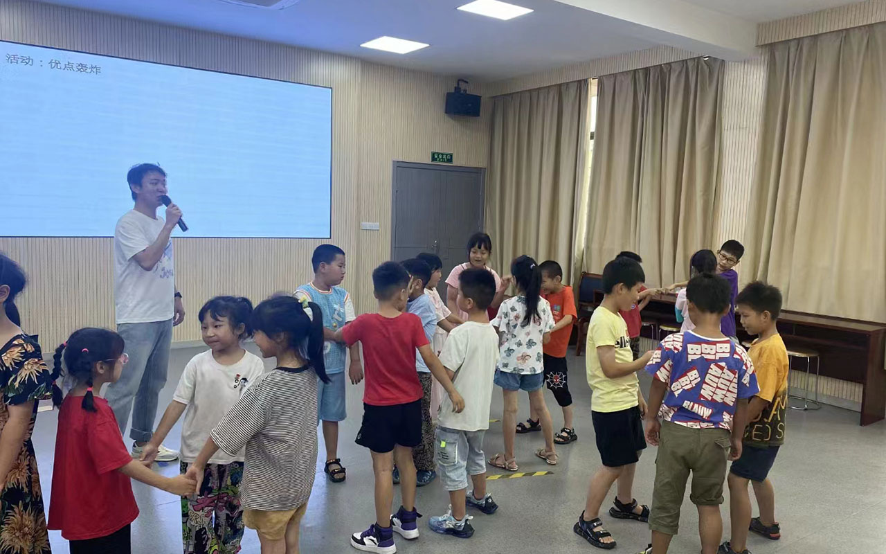 克孜勒苏柯尔龙观乡中心学校